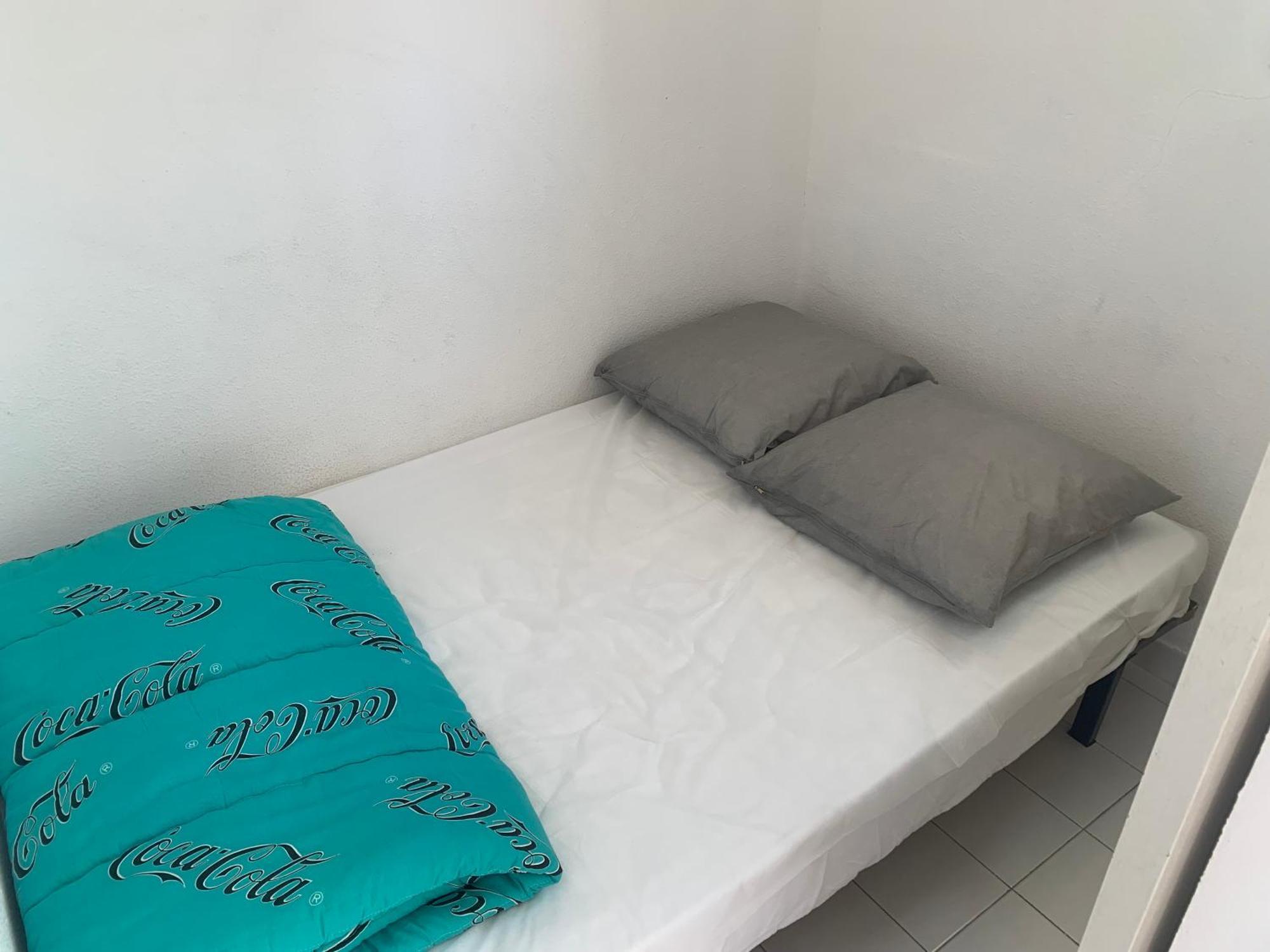 Vittoria Immobilier 6 -Reglement Sur Place - Cheques Vacances Acceptes La Grande-Motte Habitación foto