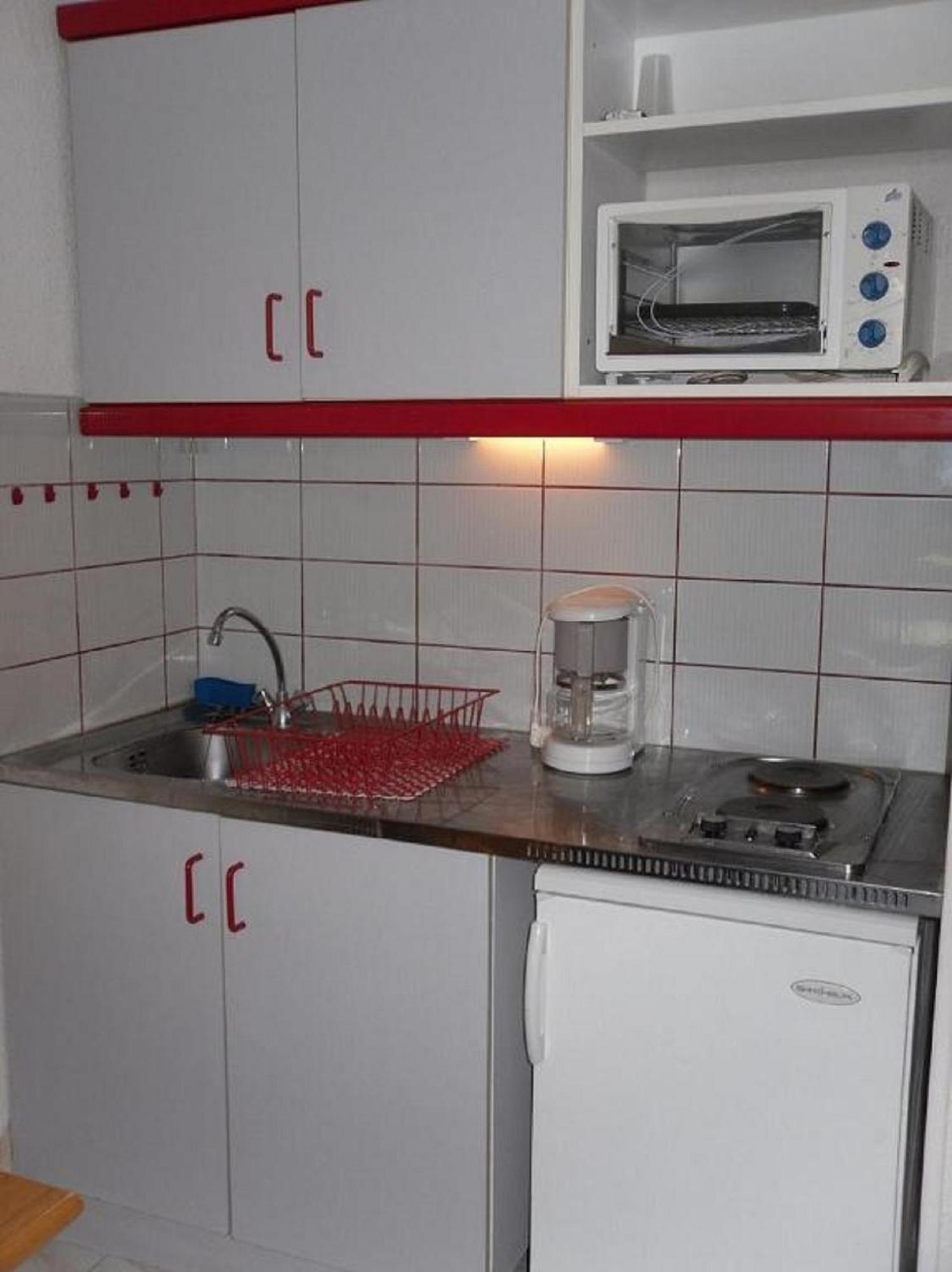 Vittoria Immobilier 6 -Reglement Sur Place - Cheques Vacances Acceptes La Grande-Motte Habitación foto